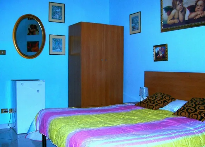 לינה וארוחת בוקר Cappellini רומא