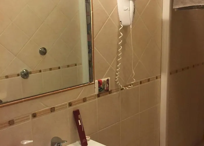 לינה וארוחת בוקר Cappellini רומא