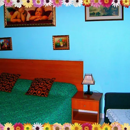 ベッド・アンド・ブレックファスト B＆b カッペリーニ